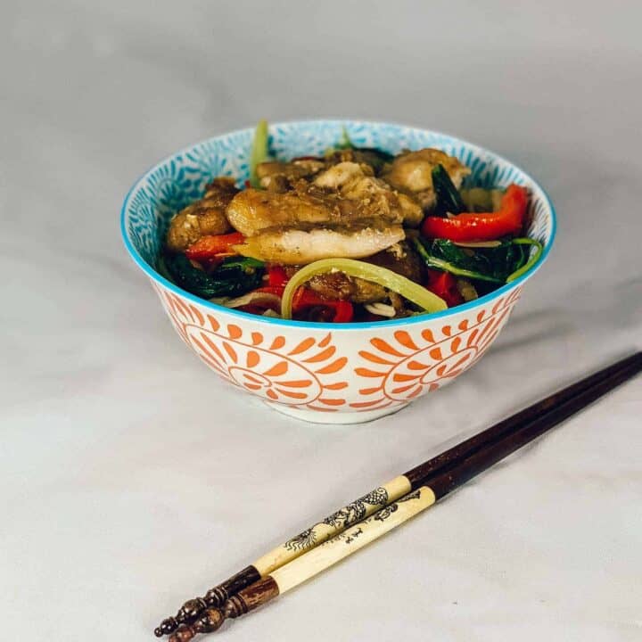 BOl de Poulet à la citronnelle et au gingembre