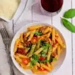 P&acirc;tes au prosciutto, tomates cerises et tomates s&eacute;ch&eacute;es