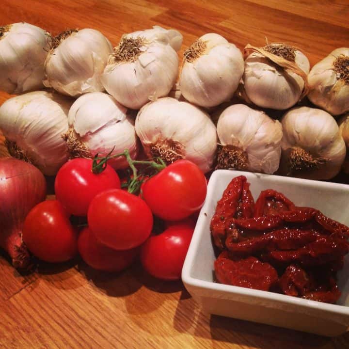 Pâtes aux tomates séchées et prosciutto