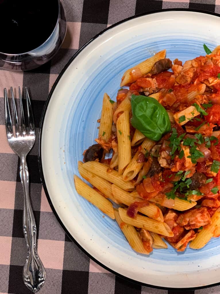 Recette facile de pâtes au thon et aux tomates