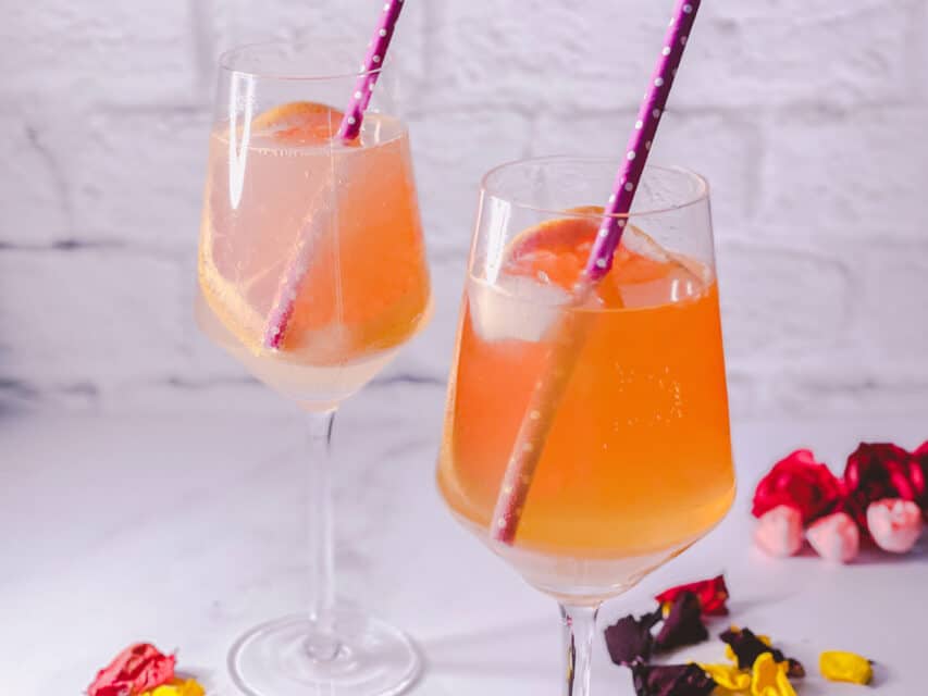 Amaretto and grapefruit spritz easy cocktail recipe Urbaine City