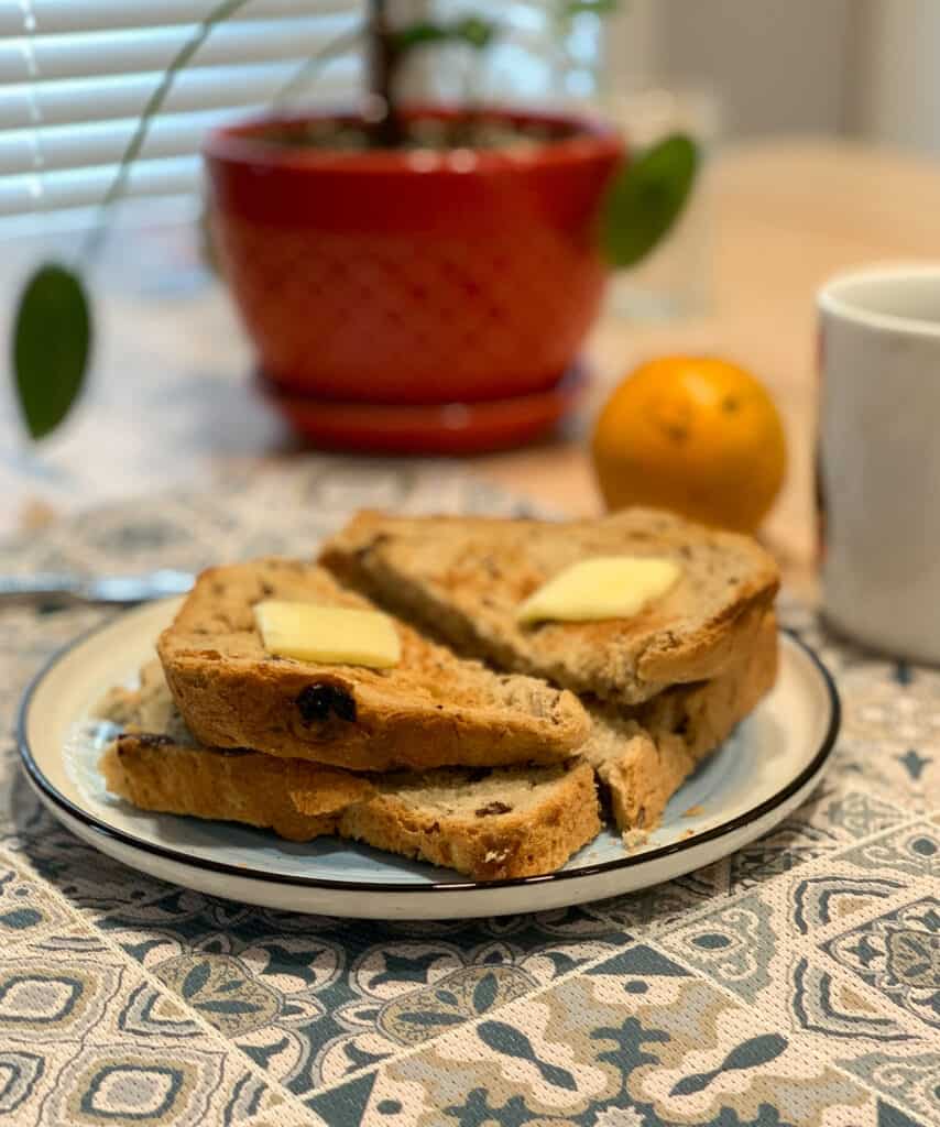 Recette de pain aux raisins et à la cannelle à la machine à pain