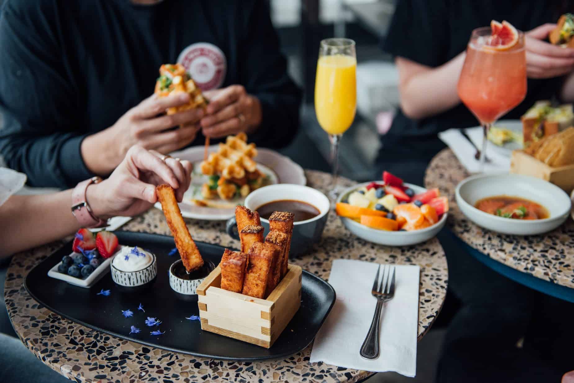 Les brunchs du Blossom x Passé Composé : déjeuner sous le cerisier