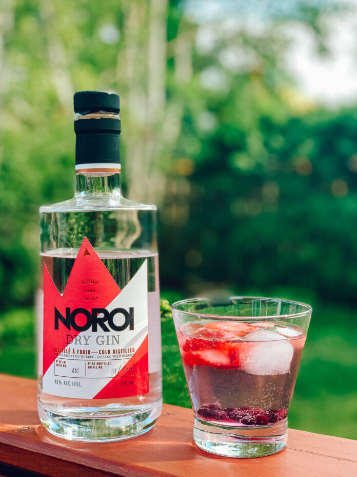 Gin aux petits fruits de la distillerie Noroi et recette de cocktail