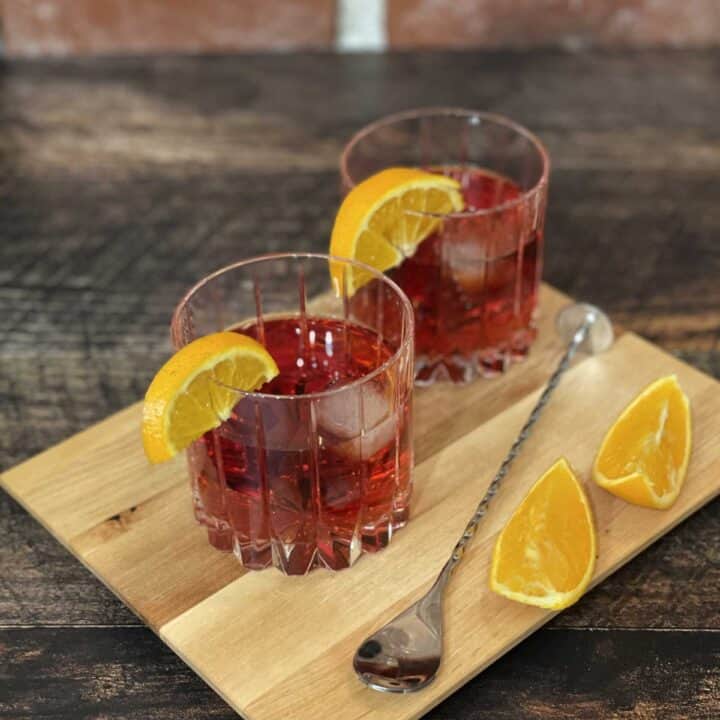 Recette de negroni, cocktail à base de gin, vermouth et liqueur amère