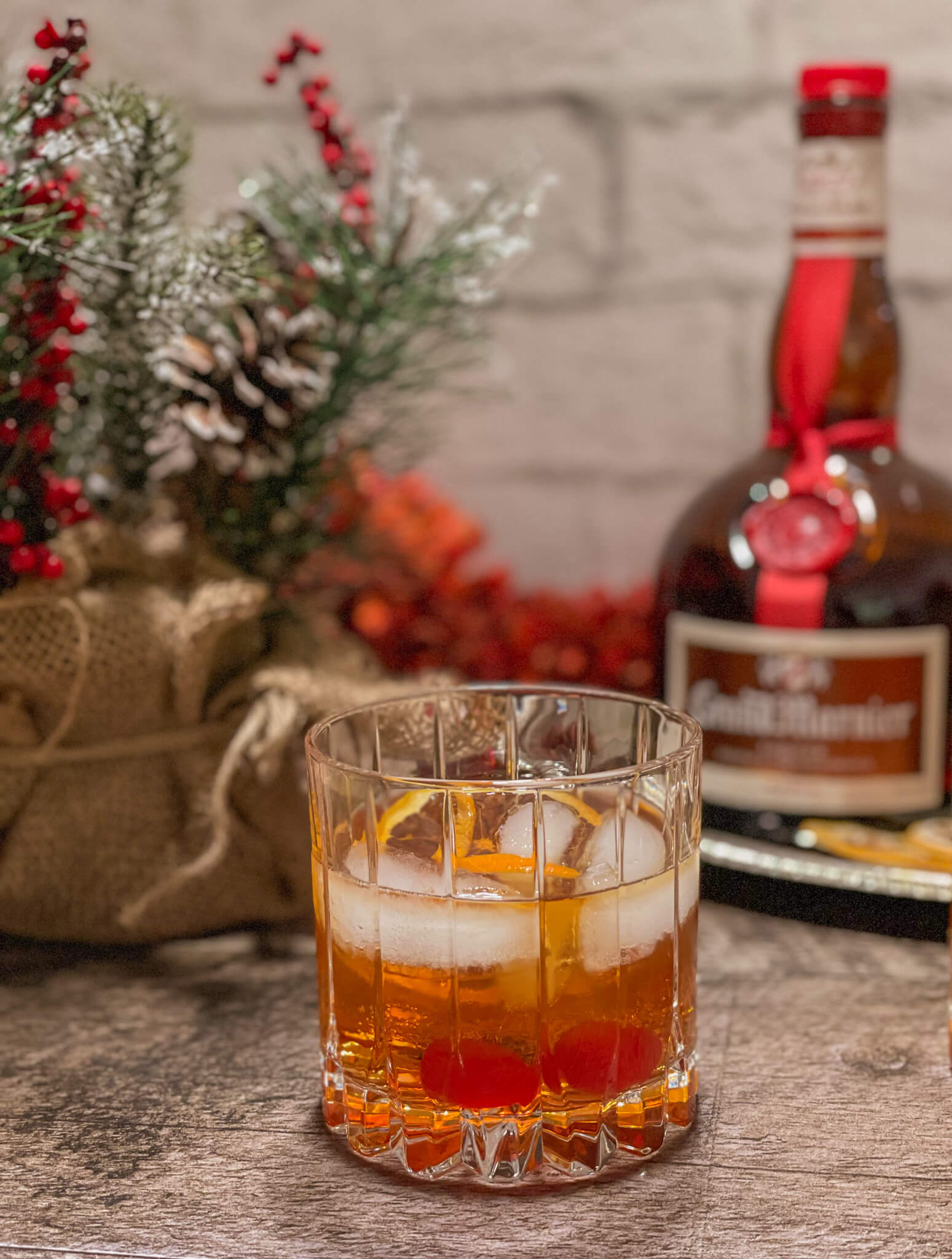 Grand Old Fashioned cocktail with Grand Marnier Urbaine City