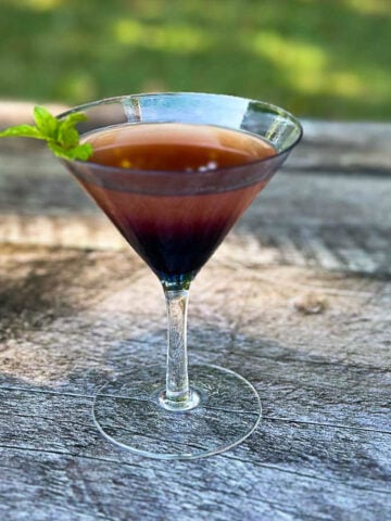 Verre de cocktail Zombi au rhum épicé