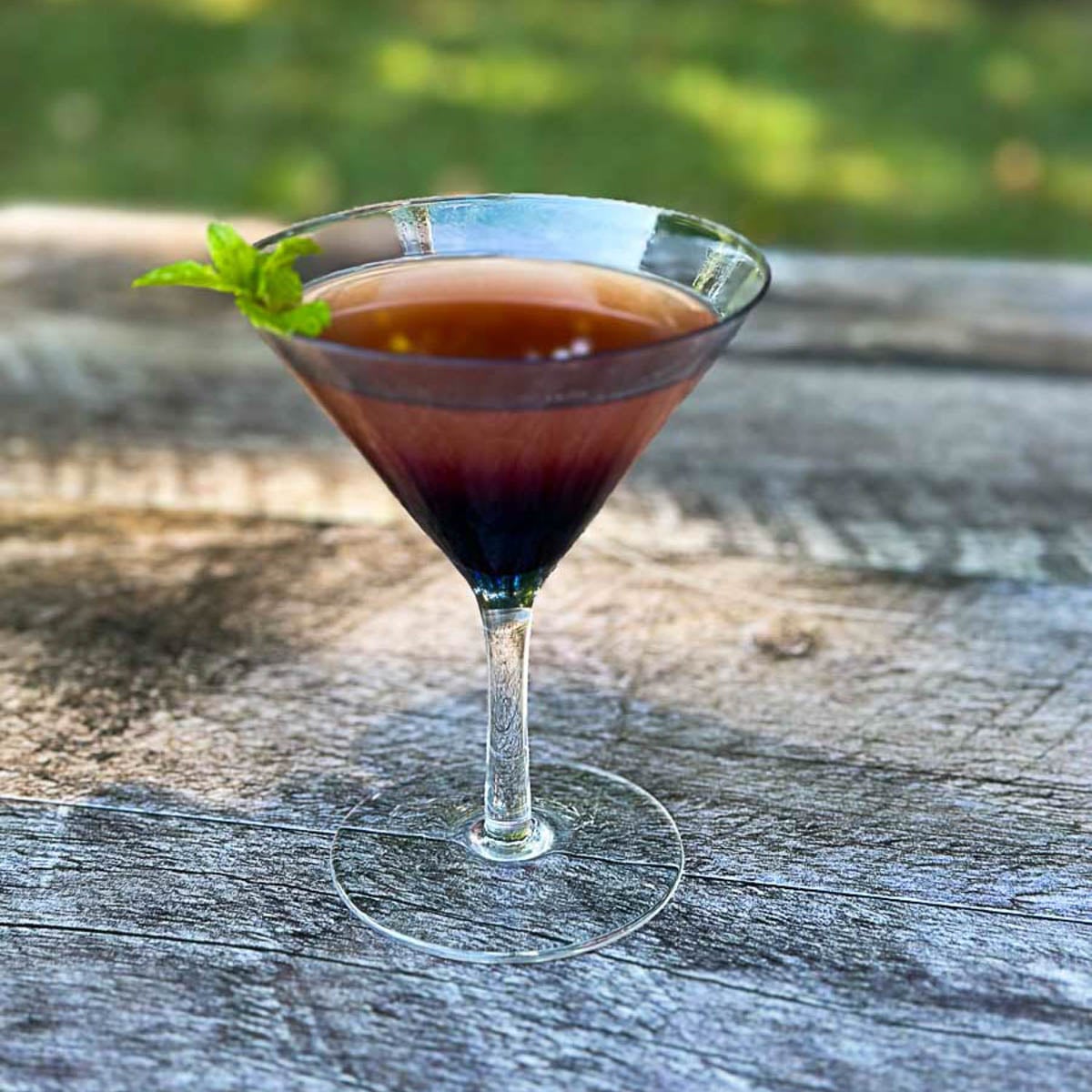 Verre de cocktail Zombi au rhum épicé