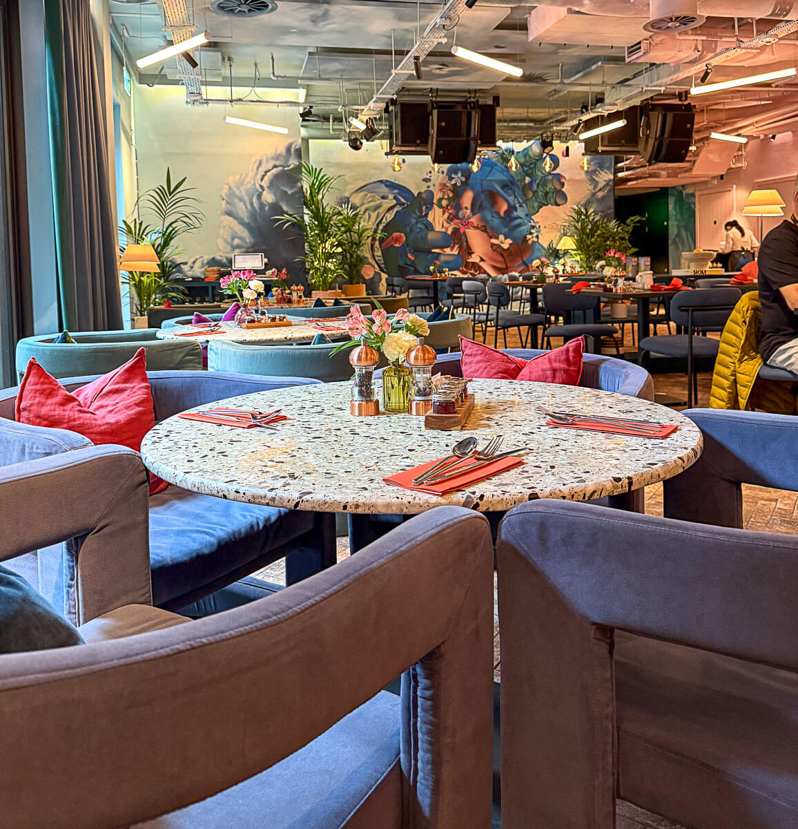 Table au restaurant Eve - Virgin Hotels Edinburgh