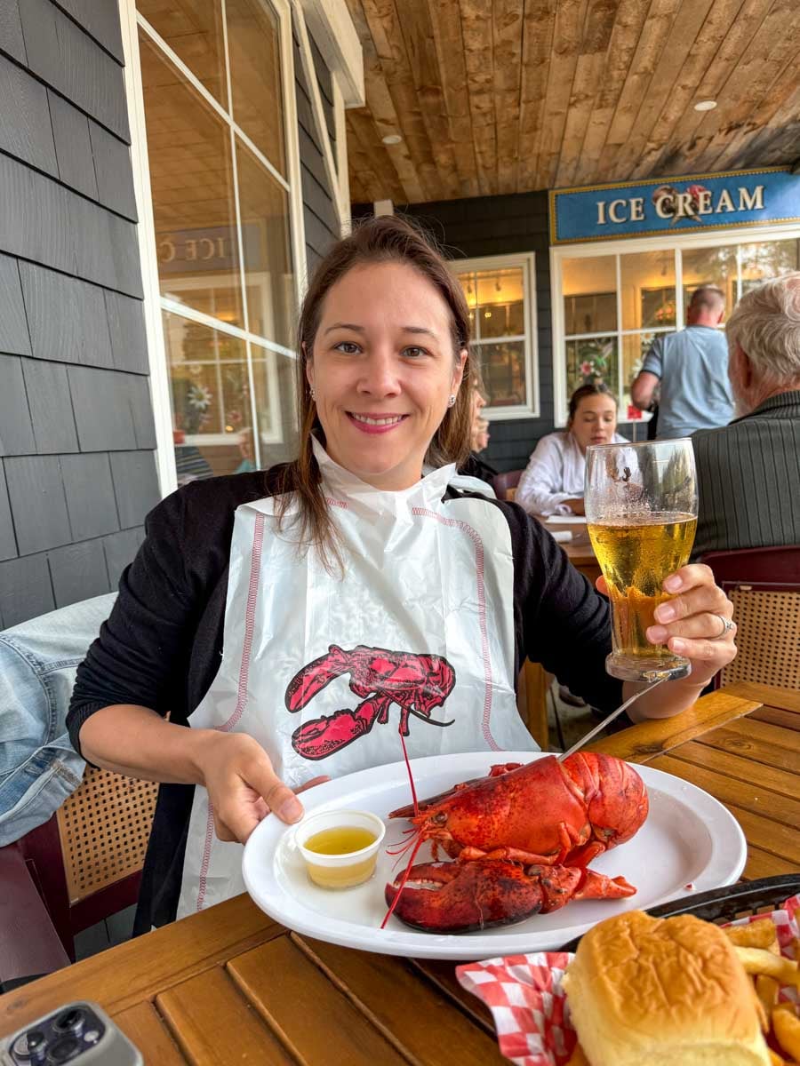 Homard chez Halls Harbour Lobster Pound & Restaurant