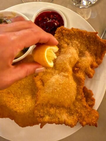 Schnitzel mangé à Vienne