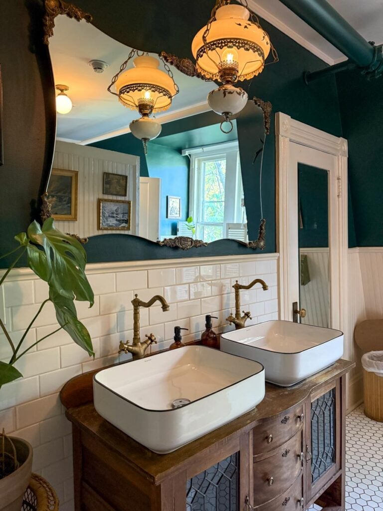 The Narrows - les toilettes