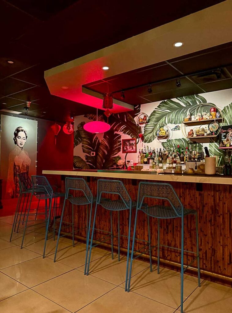 Intérieur du Paper Lantern - Calgary