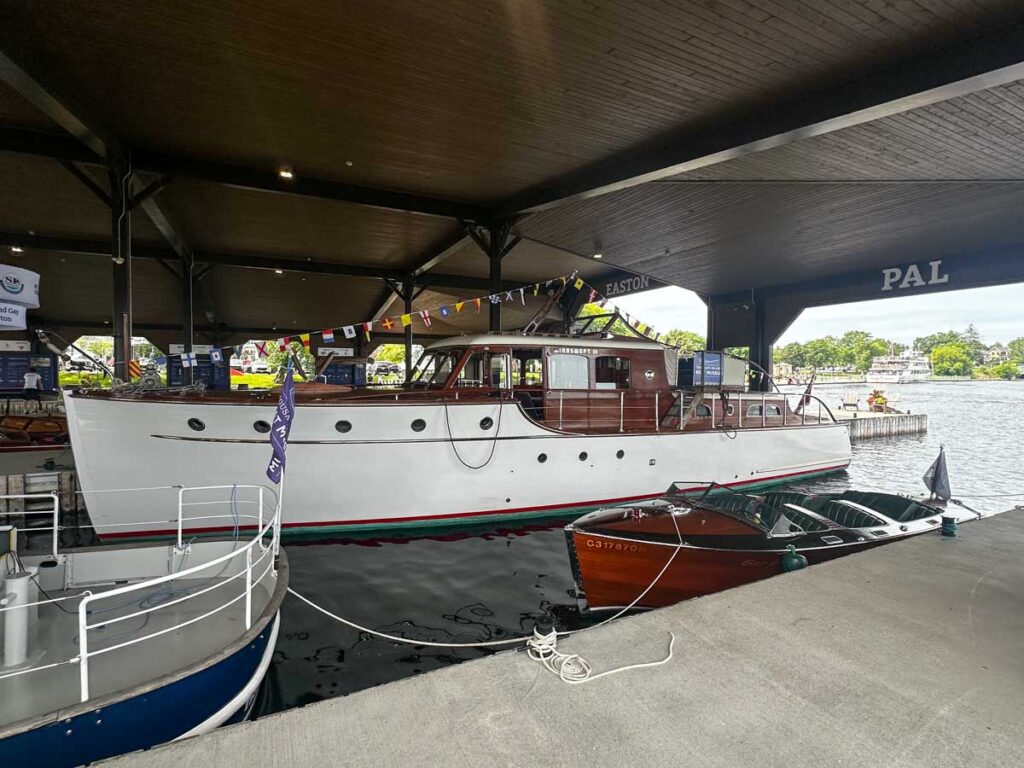 Les bateaux au Thousand Islands Boat Museum