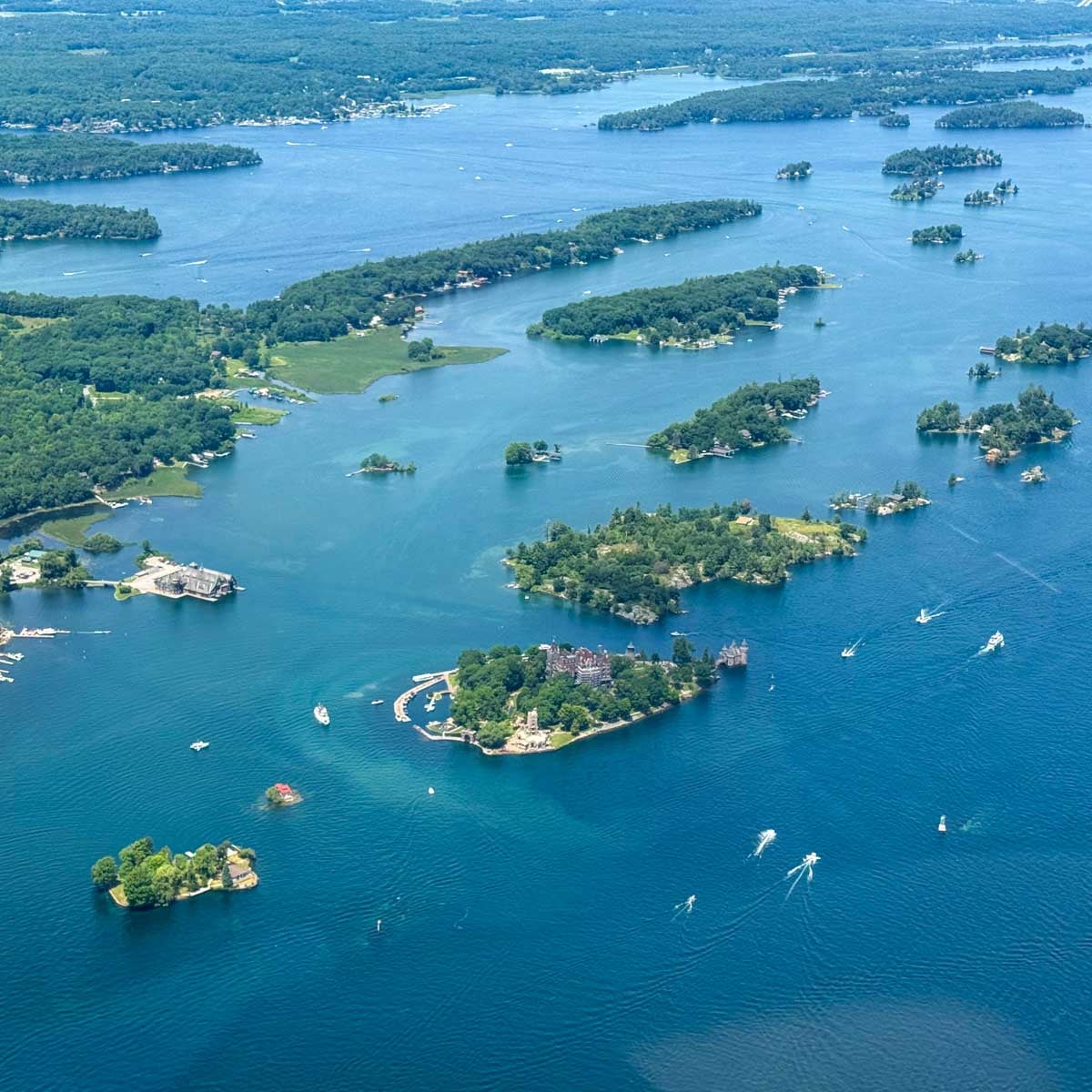 Vue aérienne des Thousand Islands